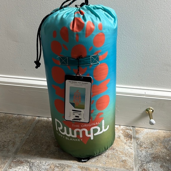 RUMPL x FP Movement Original Puffy Blanket NWT - Picture 3 of 15
